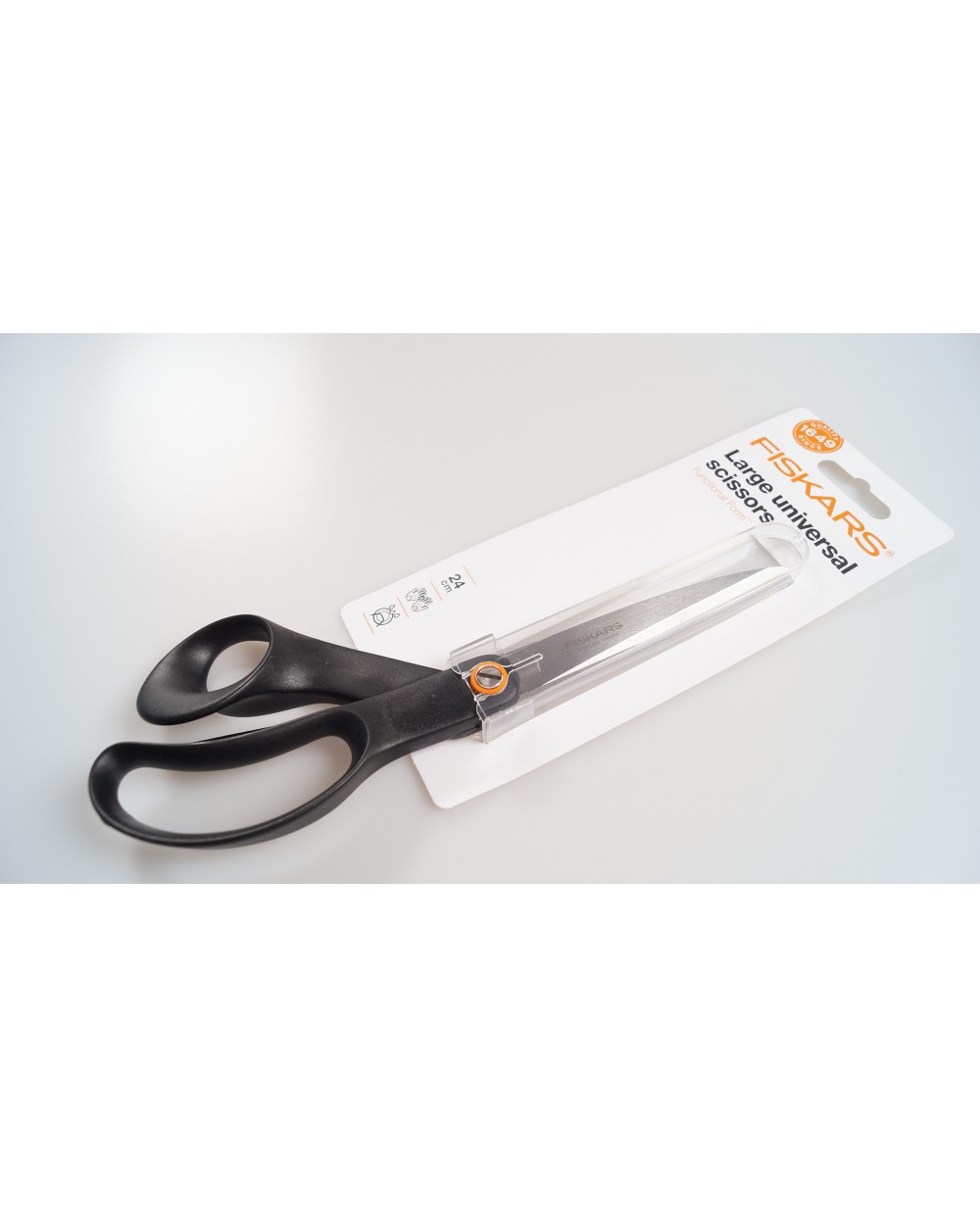 profesjonalne-nozyce-krawieckie-fiskars-24cm