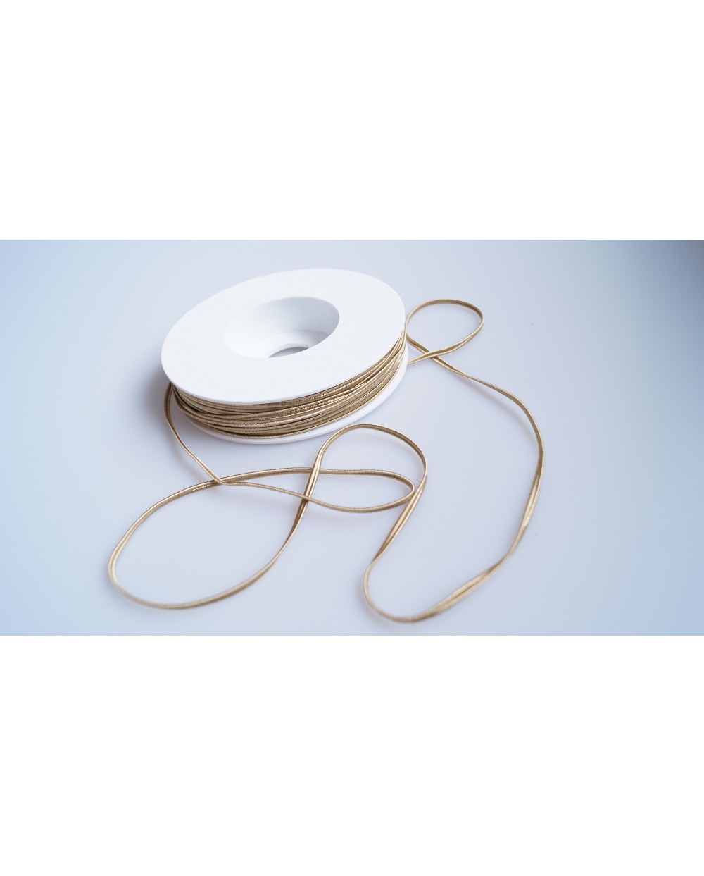 tasiemka-sutasz-3mm-w-kolorze-bialym