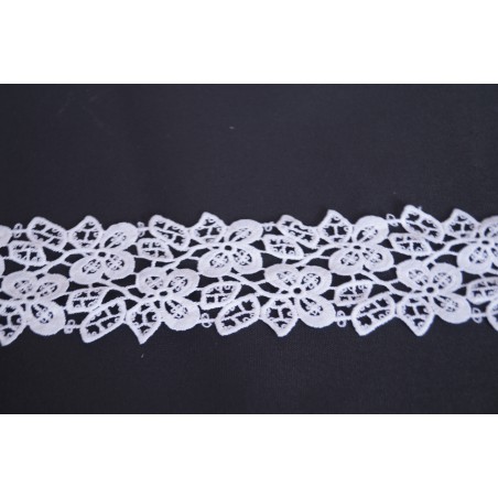 koronka-gipiura-6-cm-biala